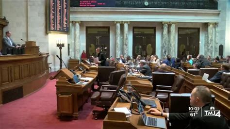 Milwaukee bankruptcy avoidance plan clears Wisconsin Senate